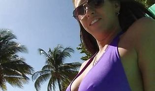 Dissolute brunette cougar Rachel Roxxx got probed by her stranger's amazingly large tool